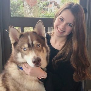 Meet your Posher, Amelia